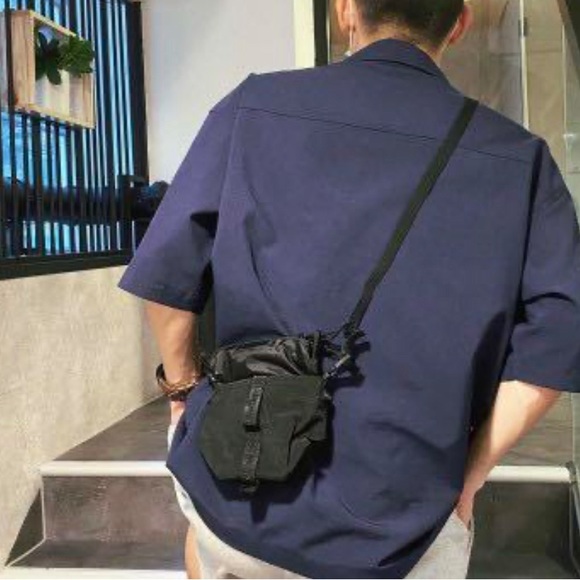 Supreme Neck Pouch Dark Red - Picture 7 of 7